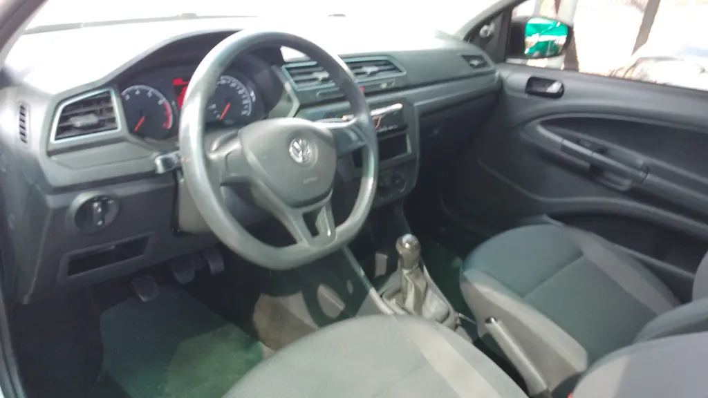 VOLKSWAGEN Saveiro - Foto