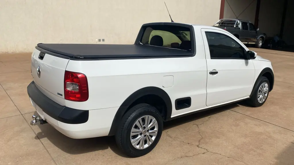 VOLKSWAGEN Saveiro - Foto