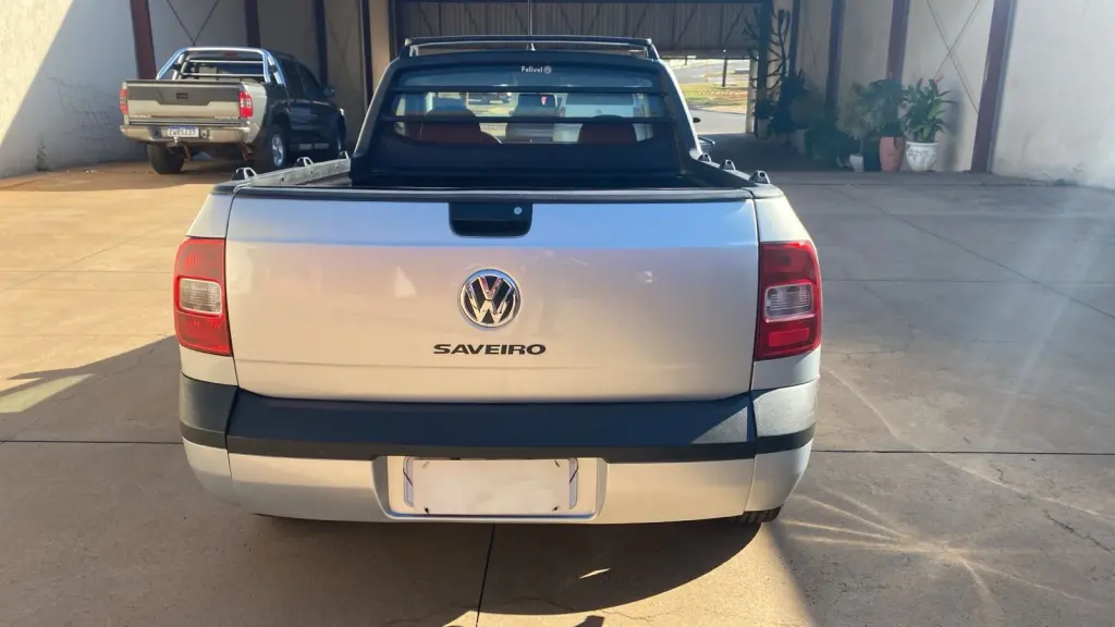 VOLKSWAGEN Saveiro - Foto