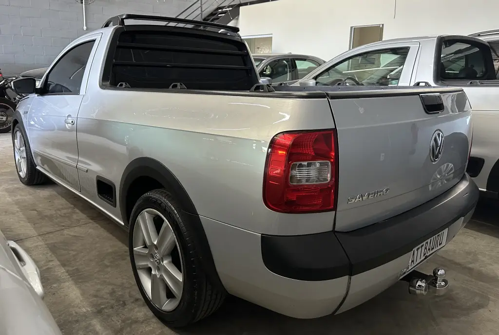 VOLKSWAGEN Saveiro - Foto