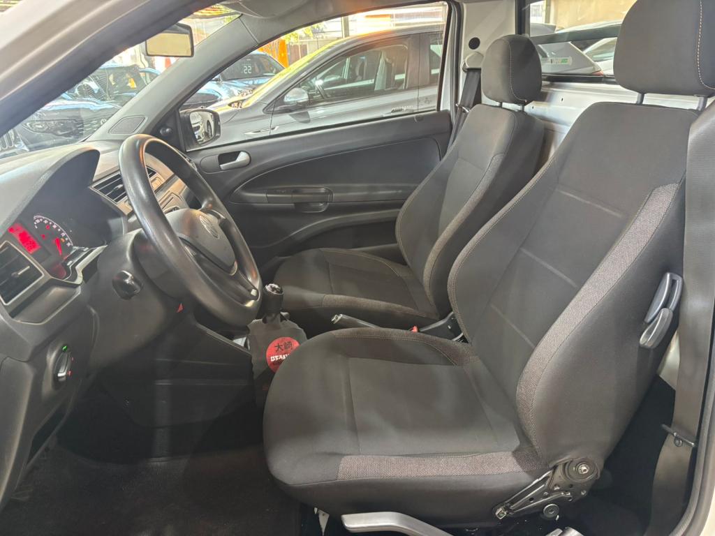 VOLKSWAGEN Saveiro - Foto