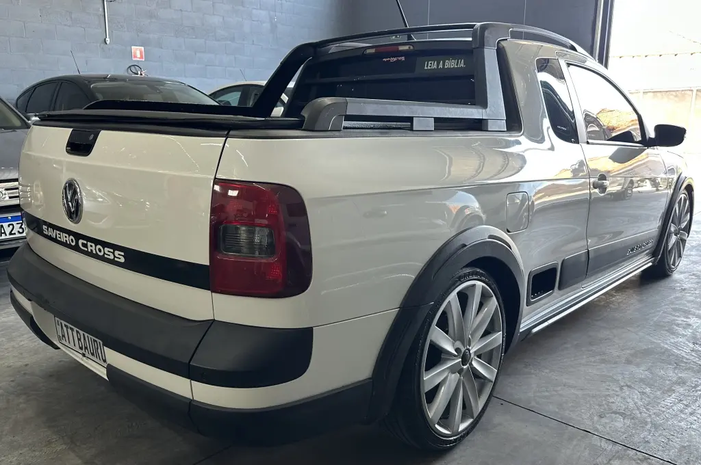 VOLKSWAGEN Saveiro - Foto