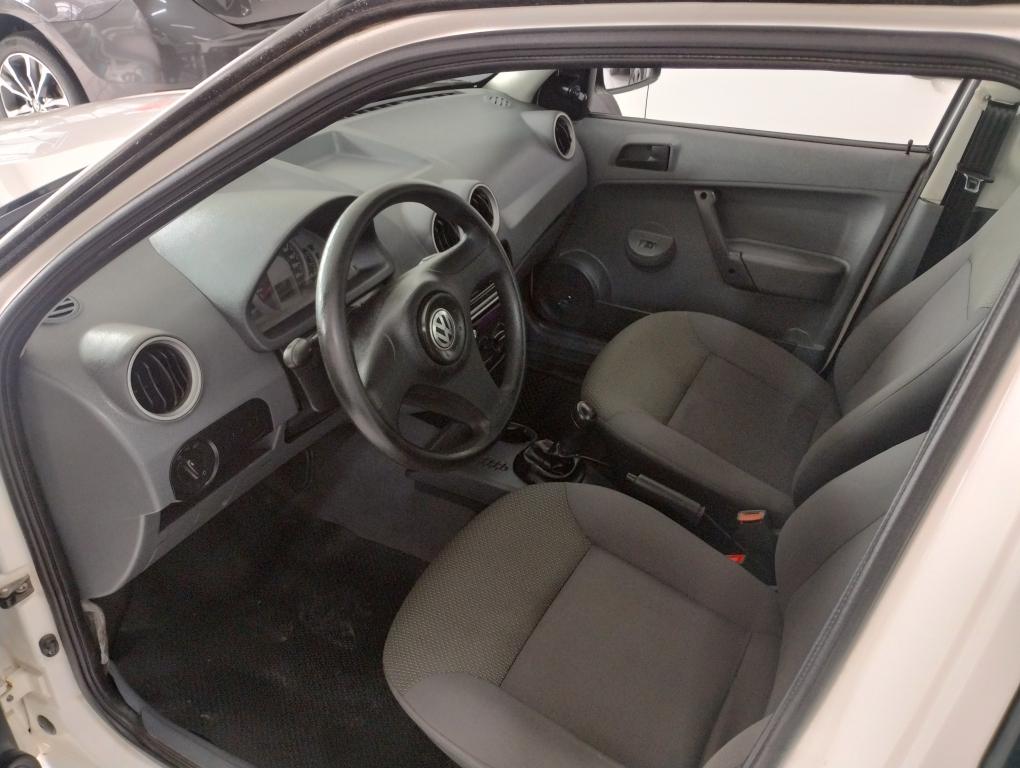 VOLKSWAGEN Saveiro - Foto