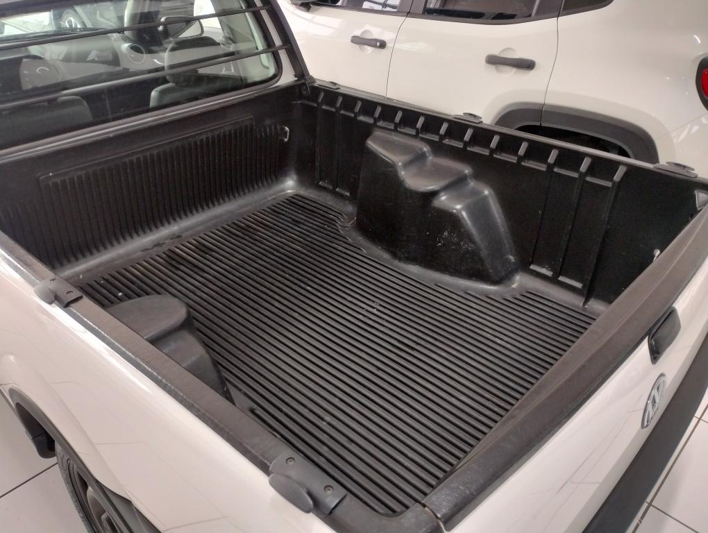 VOLKSWAGEN Saveiro - Foto