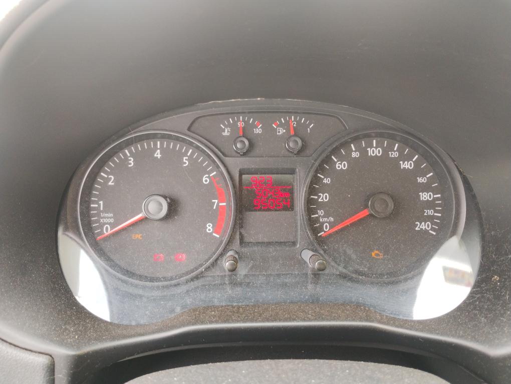 VOLKSWAGEN Saveiro - Foto