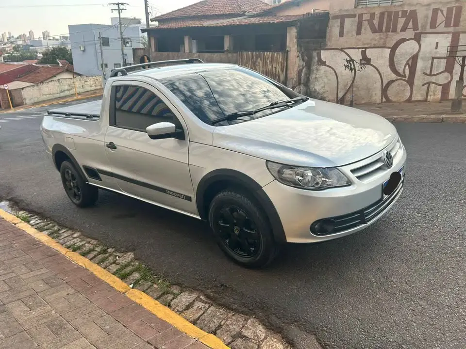 VOLKSWAGEN Saveiro - Foto