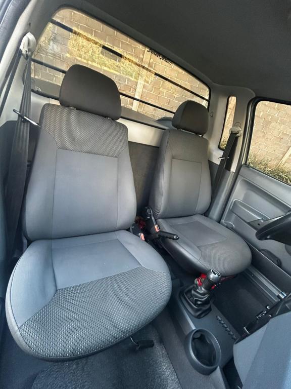 VOLKSWAGEN Saveiro - Foto