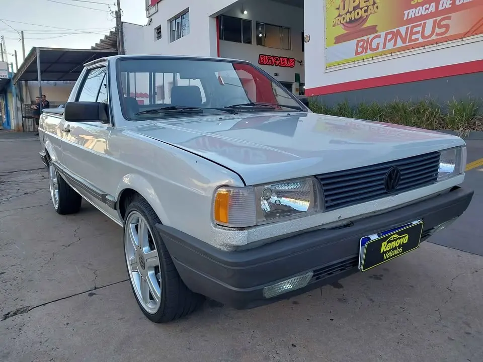 VOLKSWAGEN Saveiro - Foto