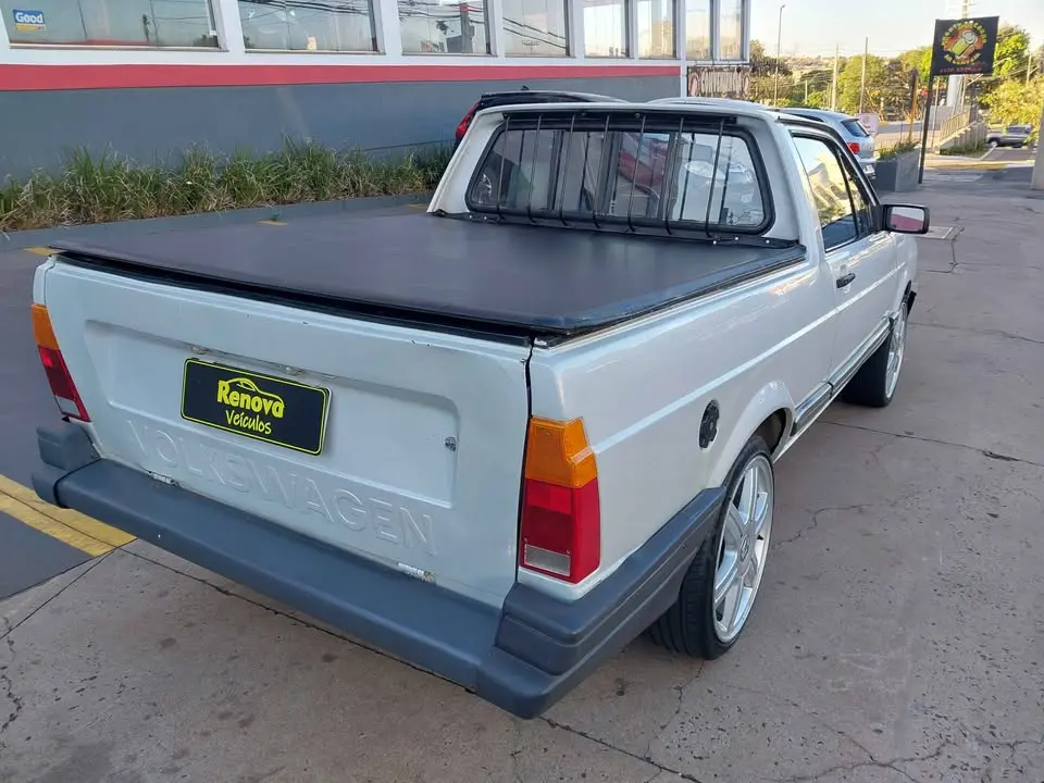 VOLKSWAGEN Saveiro - Foto