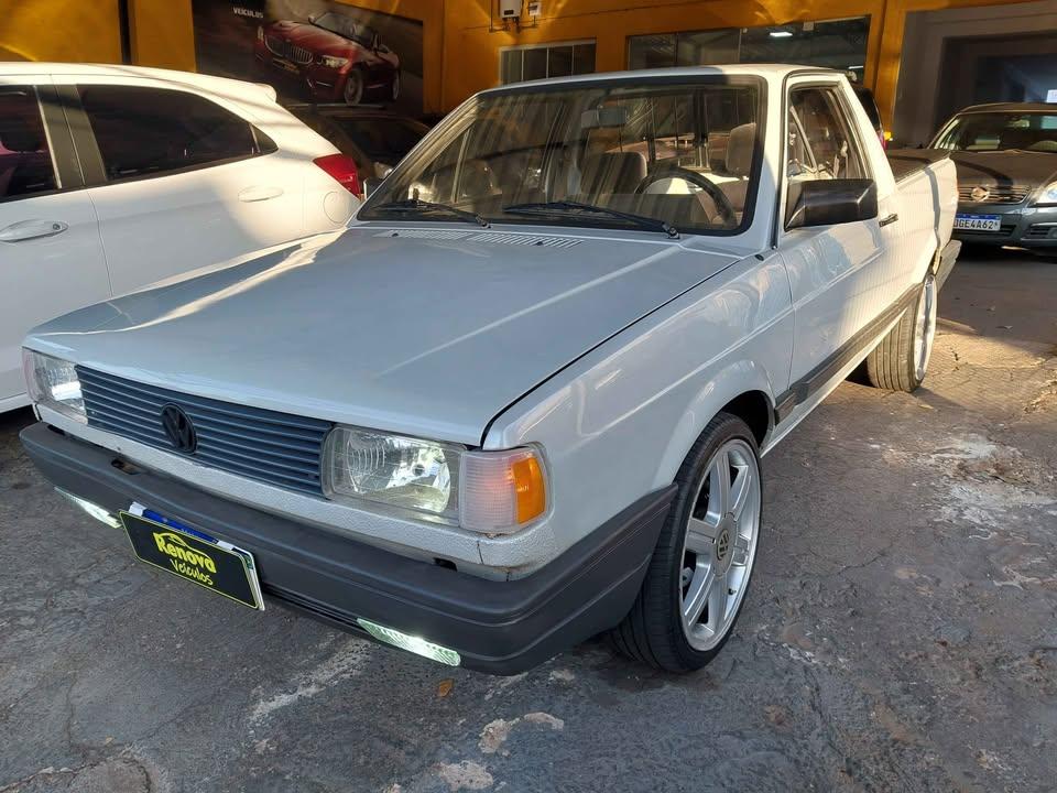 VOLKSWAGEN Saveiro - Foto