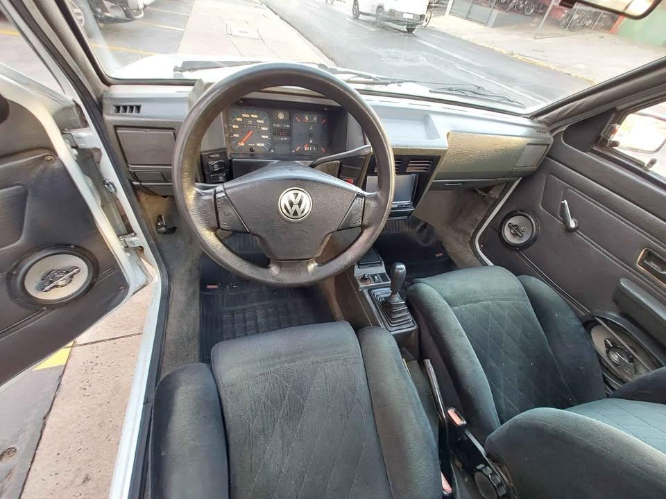 VOLKSWAGEN Saveiro - Foto