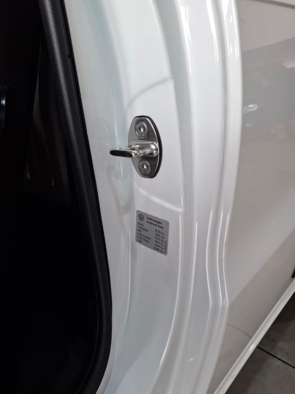 VOLKSWAGEN Saveiro - Foto