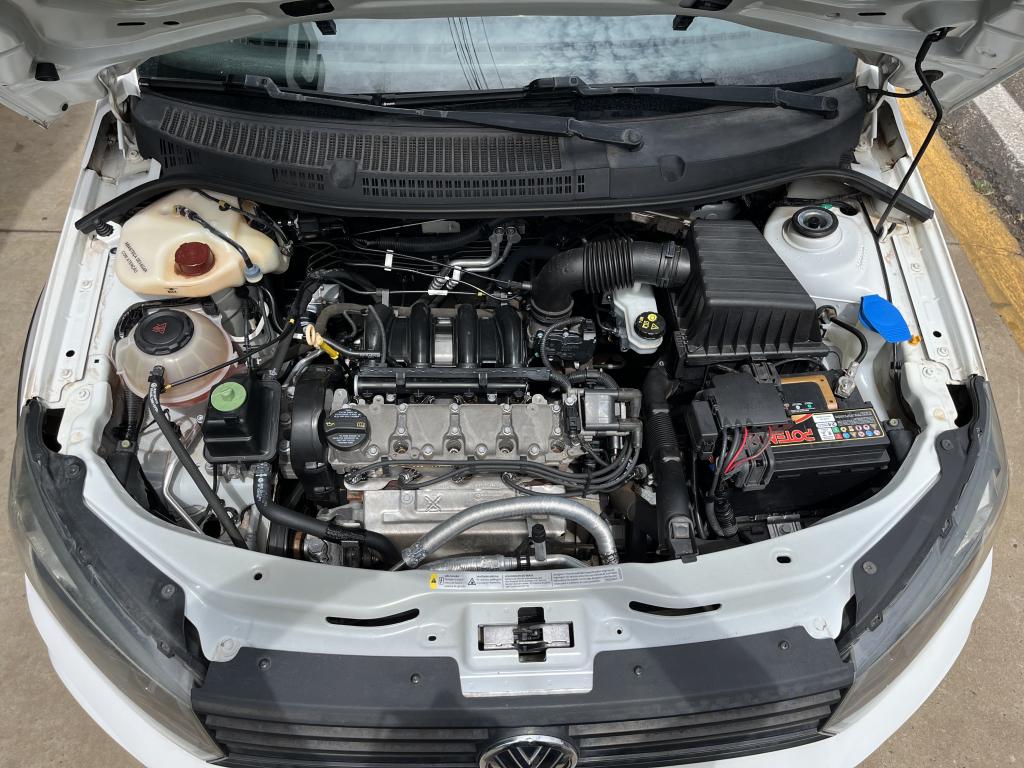 VOLKSWAGEN Saveiro - Foto