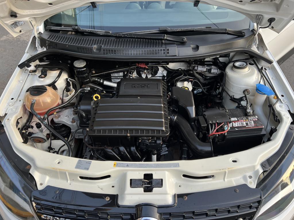 VOLKSWAGEN Saveiro - Foto