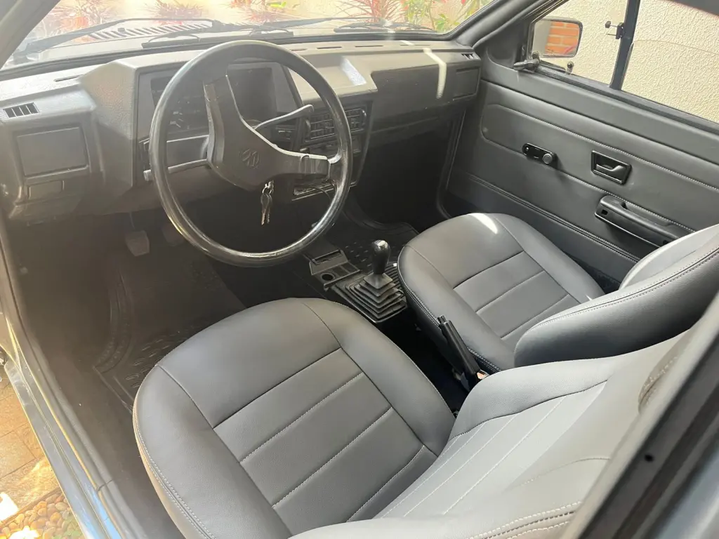 VOLKSWAGEN Saveiro - Foto