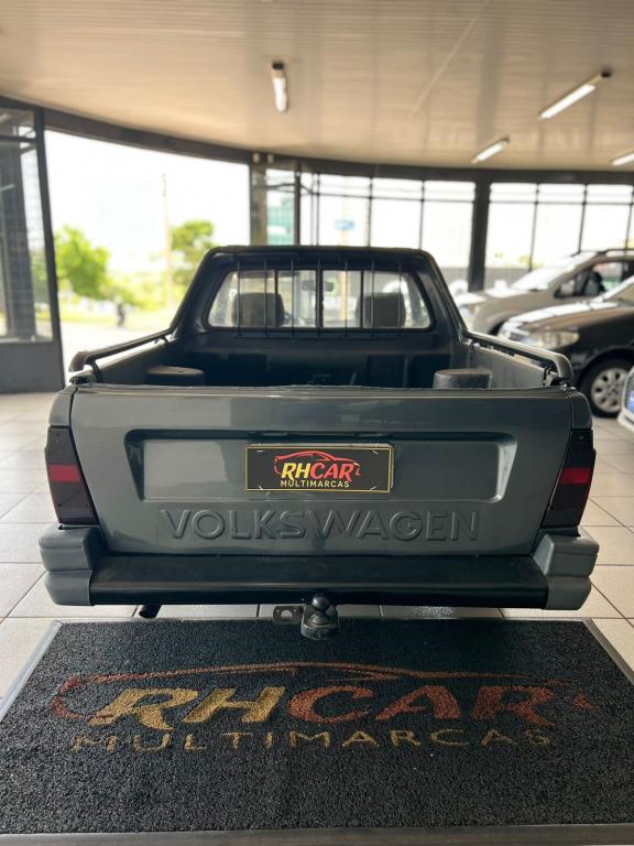 VOLKSWAGEN Saveiro - Foto