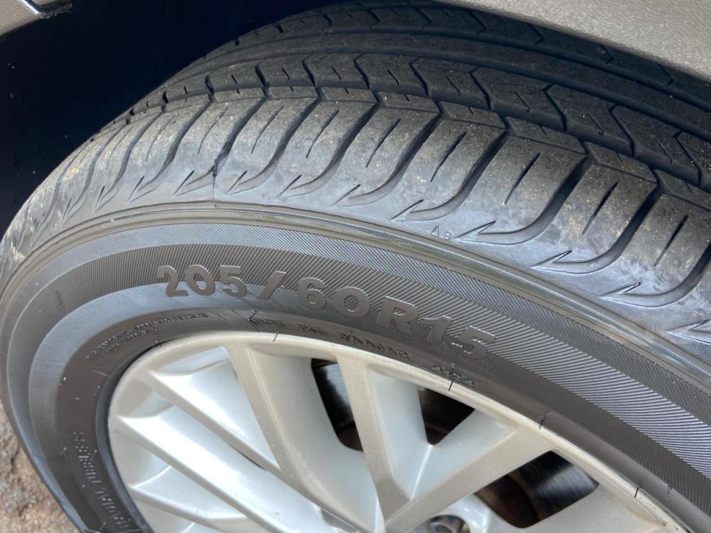 VOLKSWAGEN Saveiro - Foto