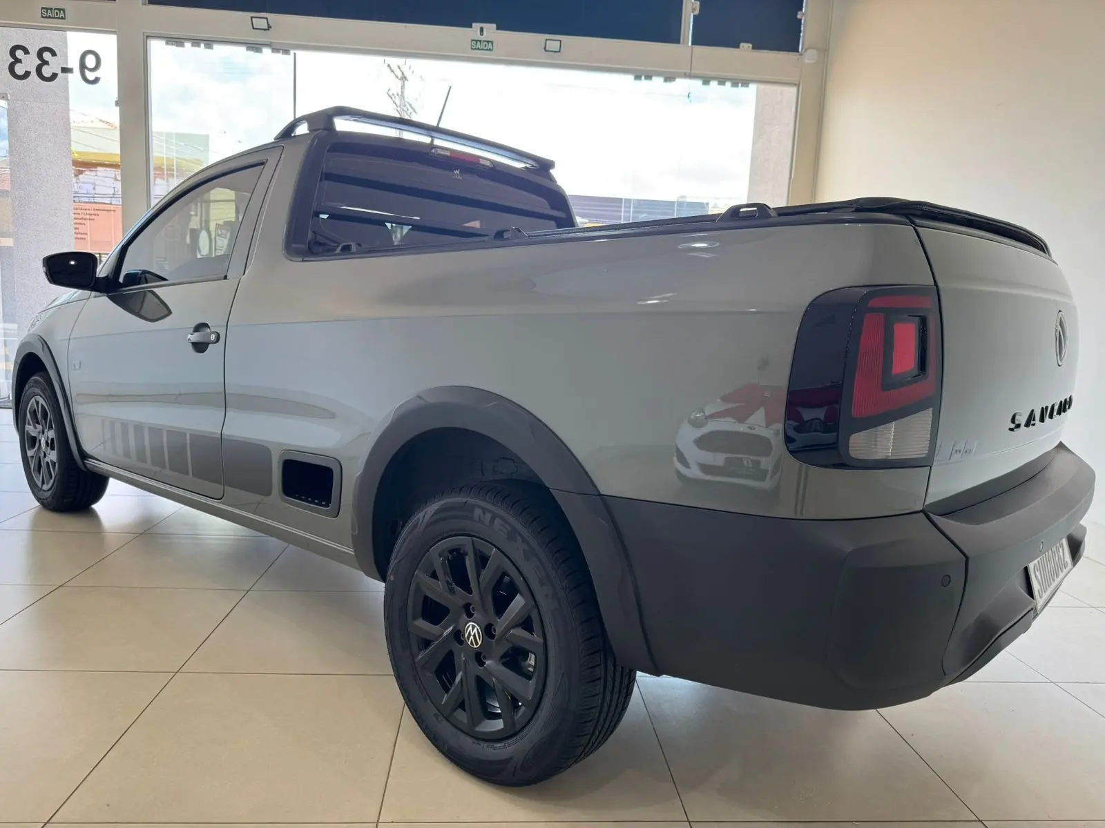 VOLKSWAGEN Saveiro - Foto