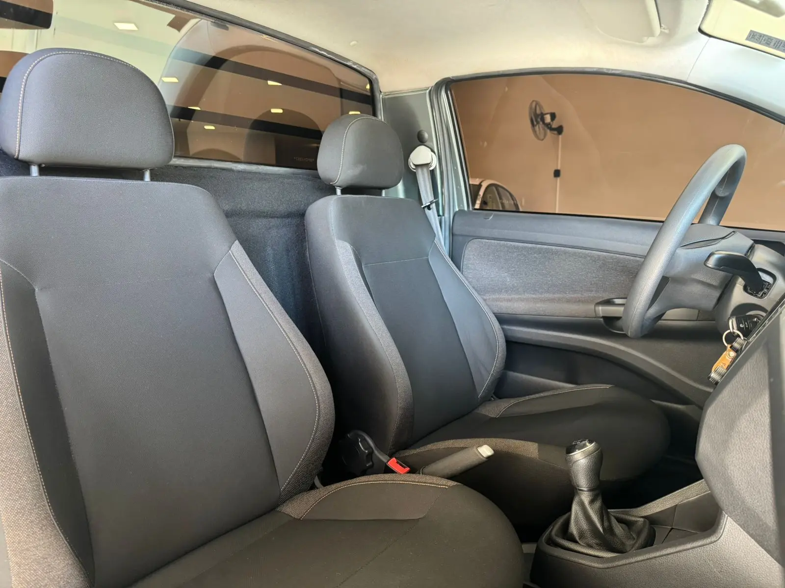 VOLKSWAGEN Saveiro - Foto