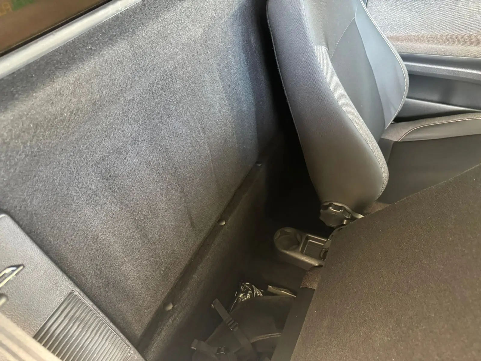 VOLKSWAGEN Saveiro - Foto