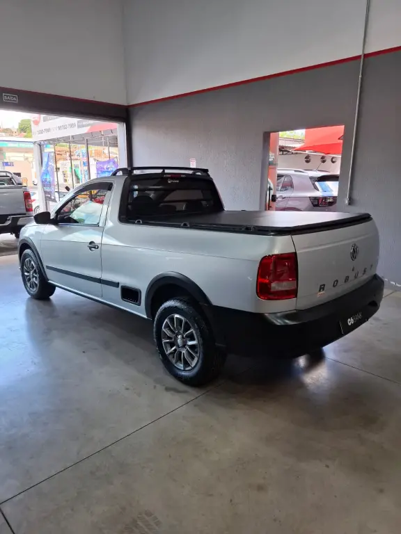 VOLKSWAGEN Saveiro - Foto