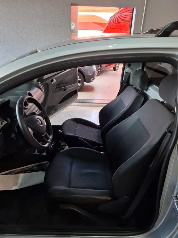 VOLKSWAGEN Saveiro - Foto