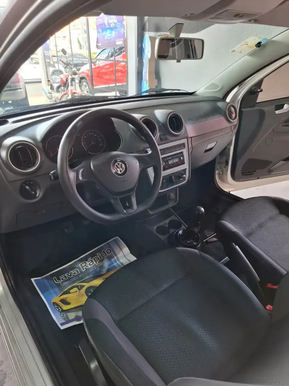 VOLKSWAGEN Saveiro - Foto