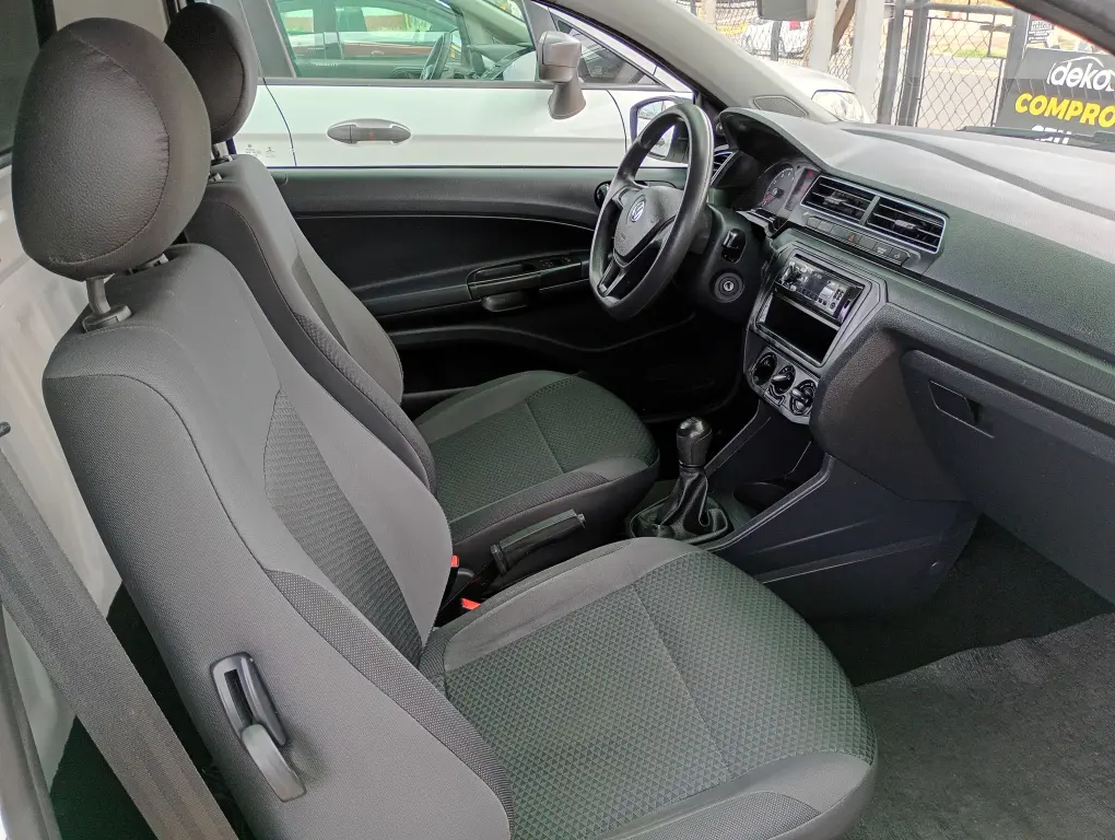 VOLKSWAGEN Saveiro - Foto
