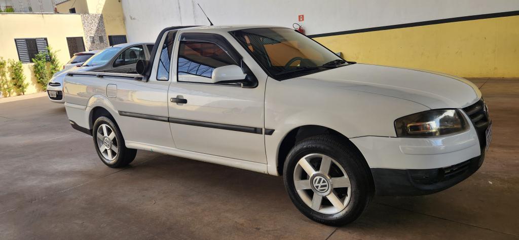 VOLKSWAGEN Saveiro - Foto