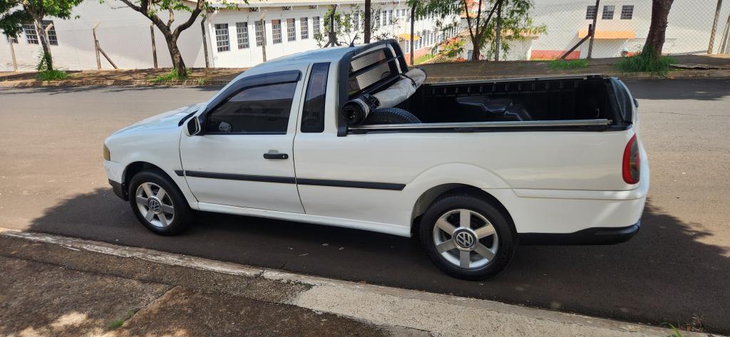 VOLKSWAGEN Saveiro - Foto