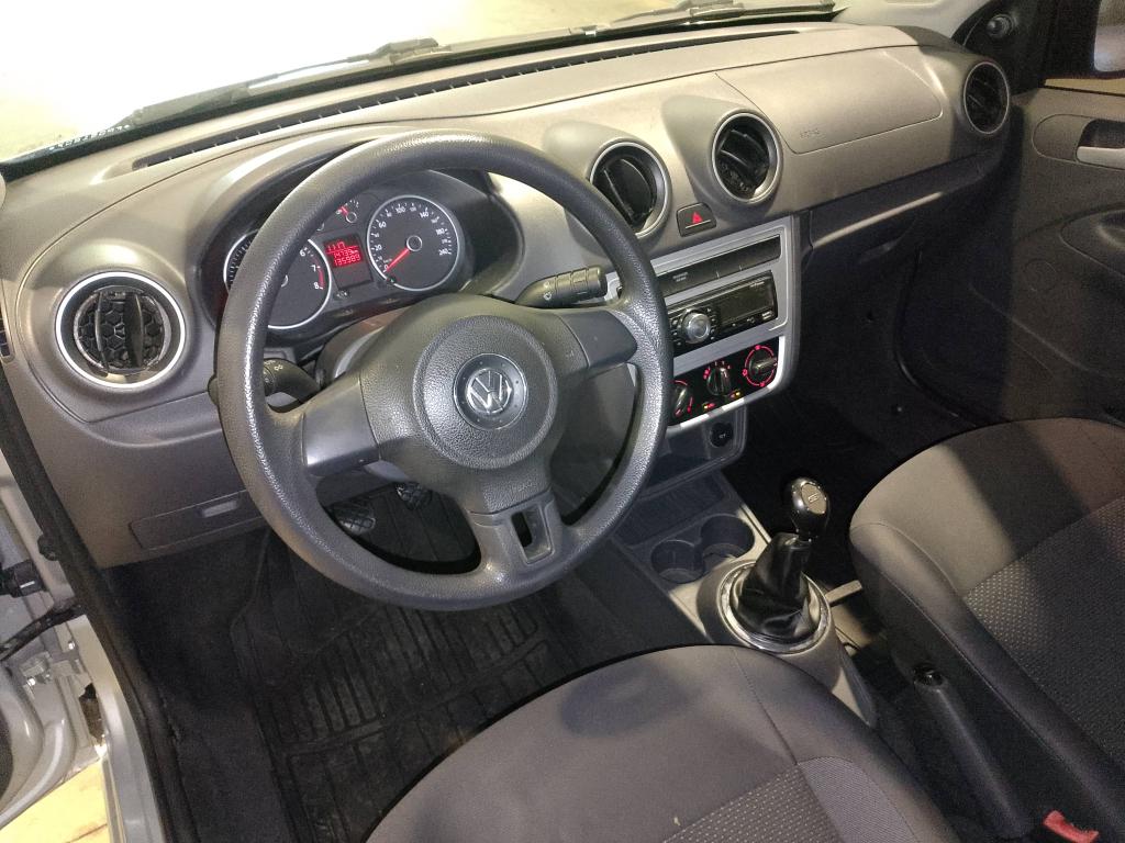 VOLKSWAGEN Saveiro - Foto