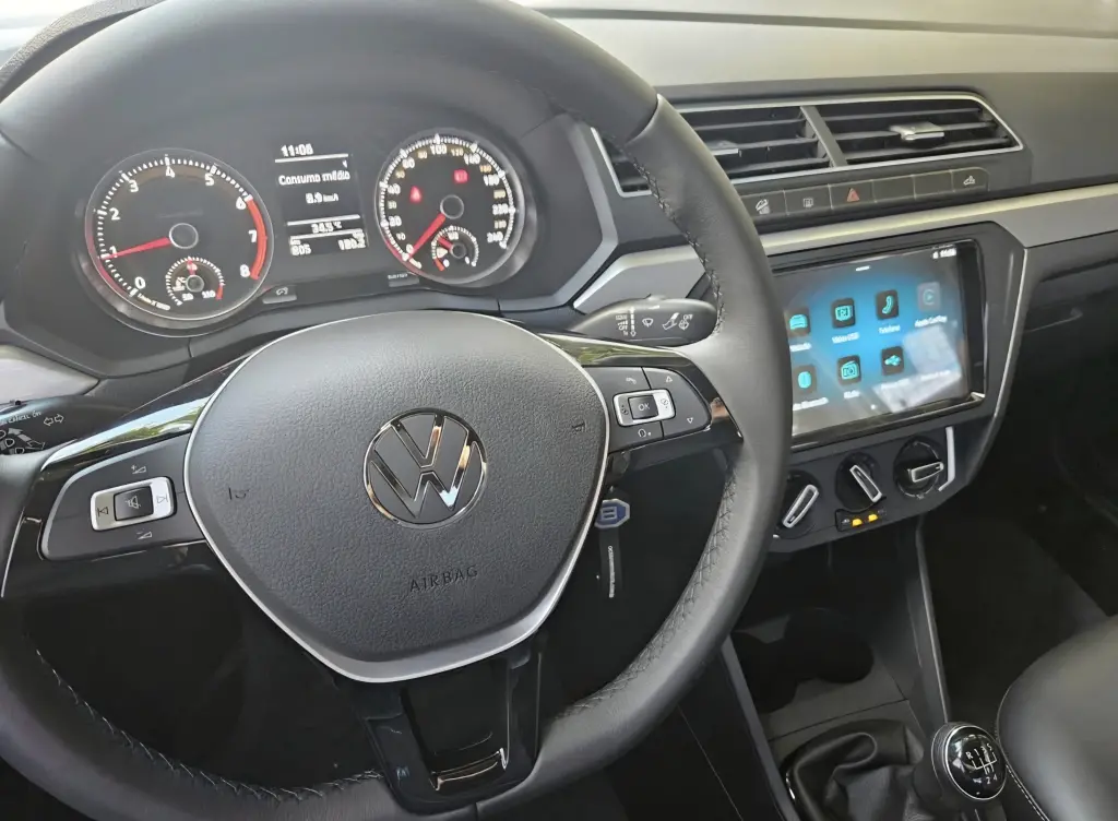VOLKSWAGEN Saveiro - Foto
