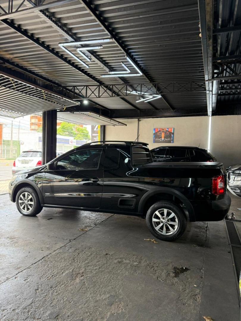 VOLKSWAGEN Saveiro - Foto