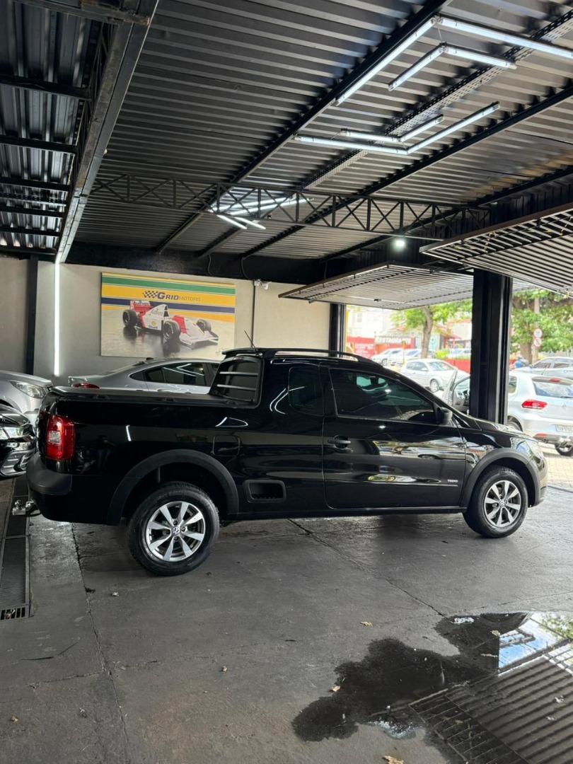 VOLKSWAGEN Saveiro - Foto