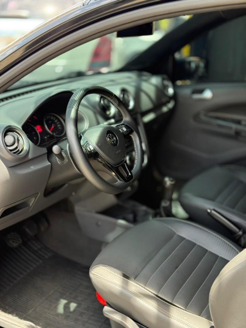 VOLKSWAGEN Saveiro - Foto