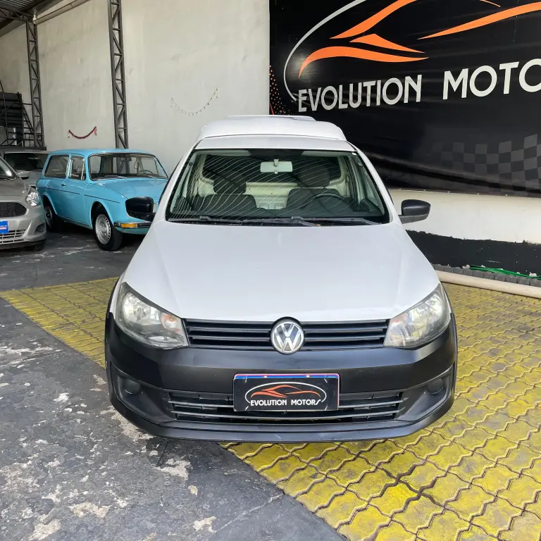 VOLKSWAGEN Saveiro - Foto