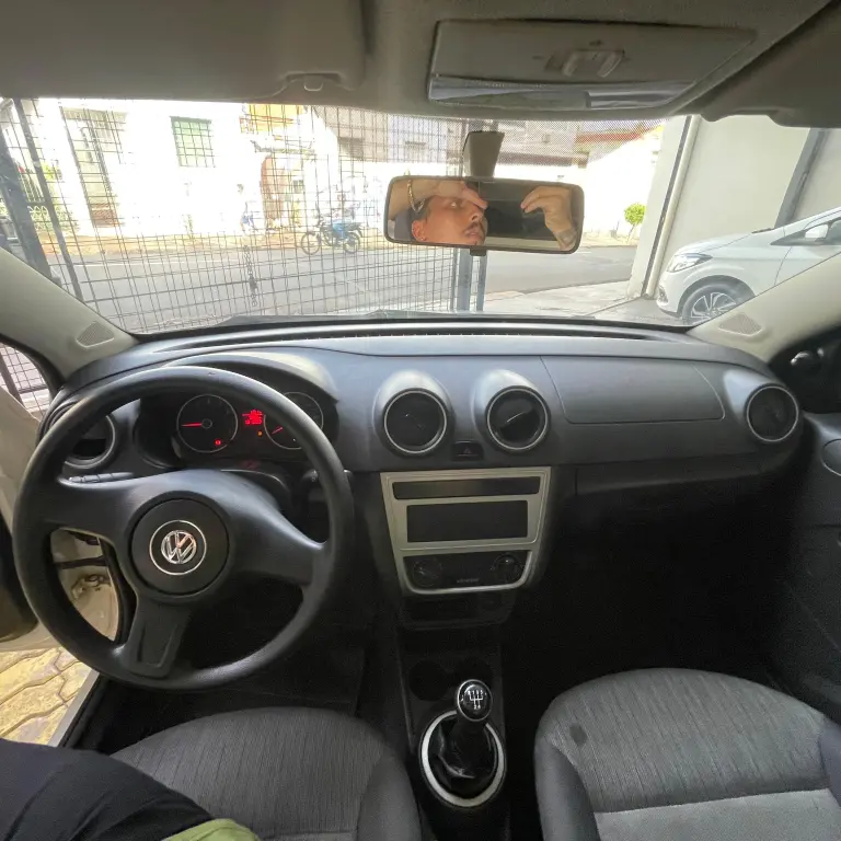 VOLKSWAGEN Saveiro - Foto