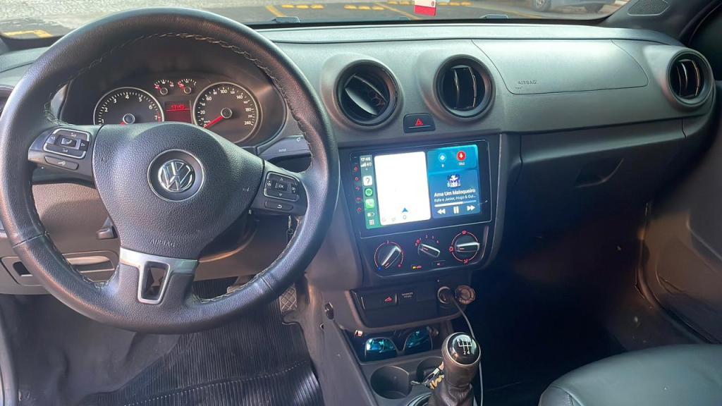 VOLKSWAGEN Saveiro - Foto