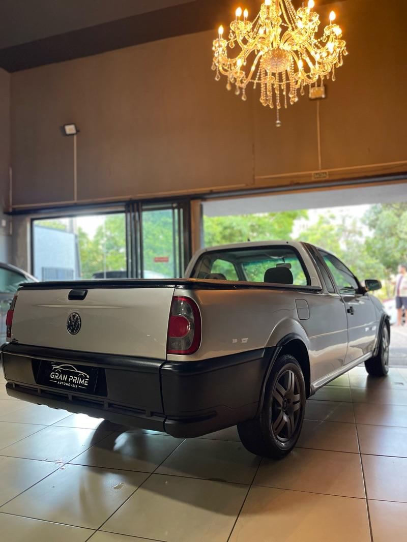 VOLKSWAGEN Saveiro - Foto