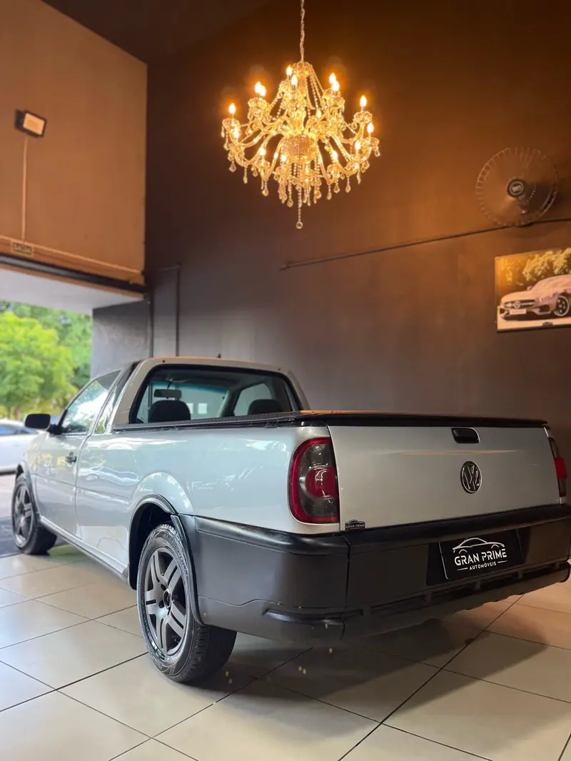 VOLKSWAGEN Saveiro - Foto