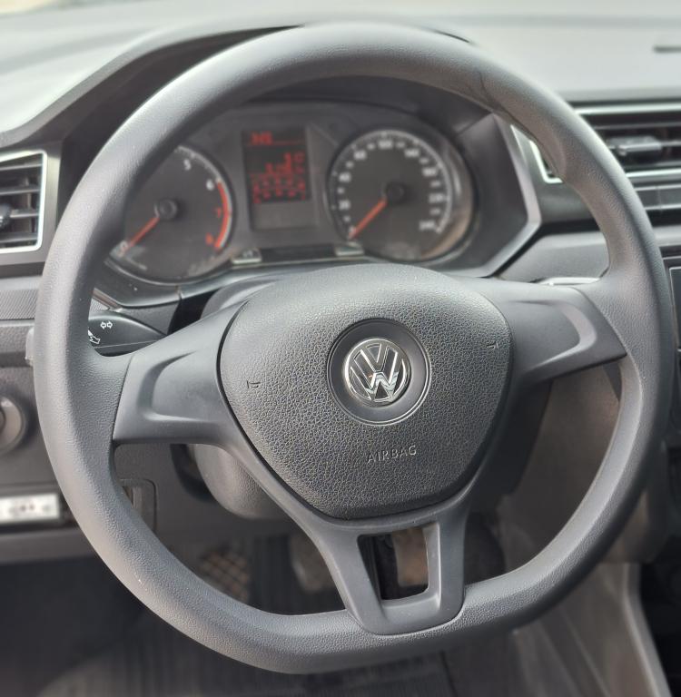 VOLKSWAGEN Saveiro - Foto