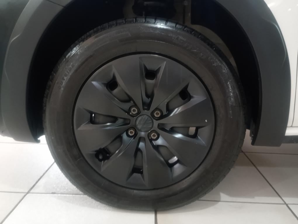 VOLKSWAGEN Saveiro - Foto