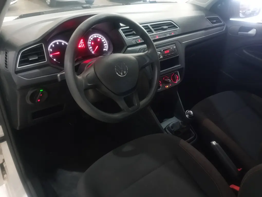 VOLKSWAGEN Saveiro - Foto