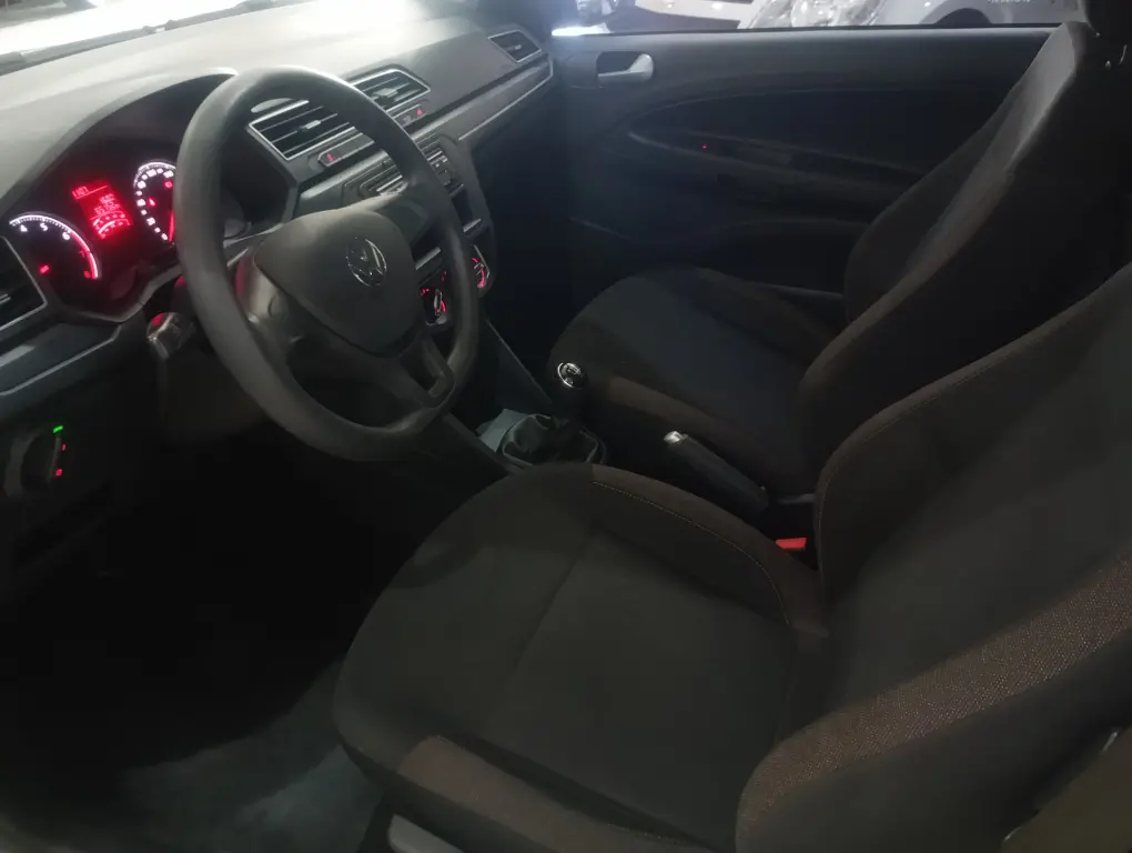 VOLKSWAGEN Saveiro - Foto