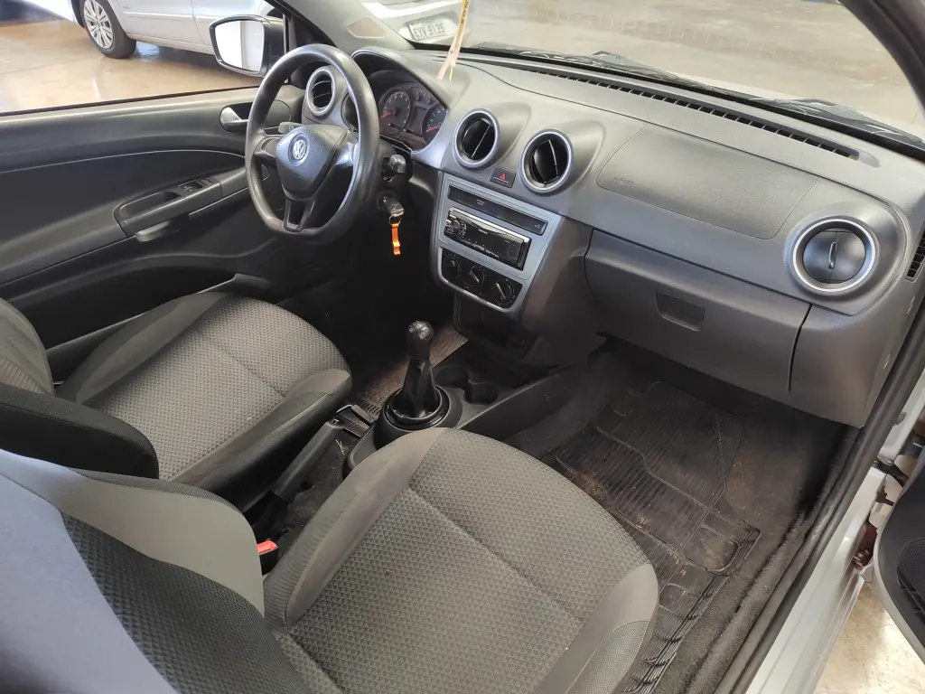 VOLKSWAGEN Saveiro - Foto
