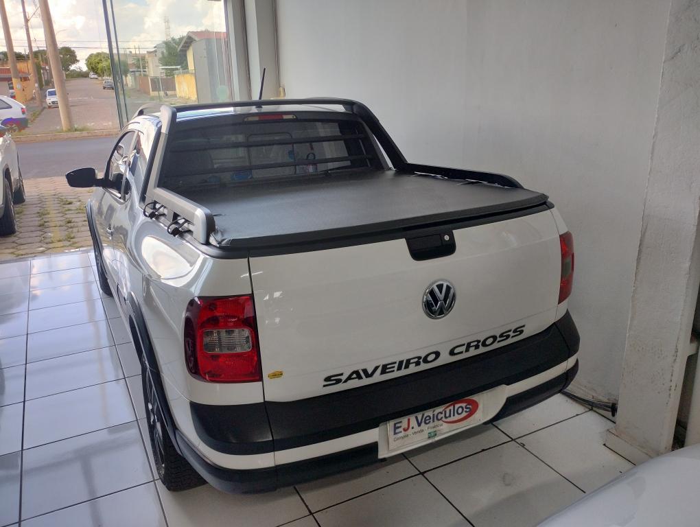 VOLKSWAGEN Saveiro - Foto