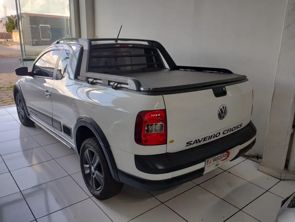 VOLKSWAGEN Saveiro - Foto