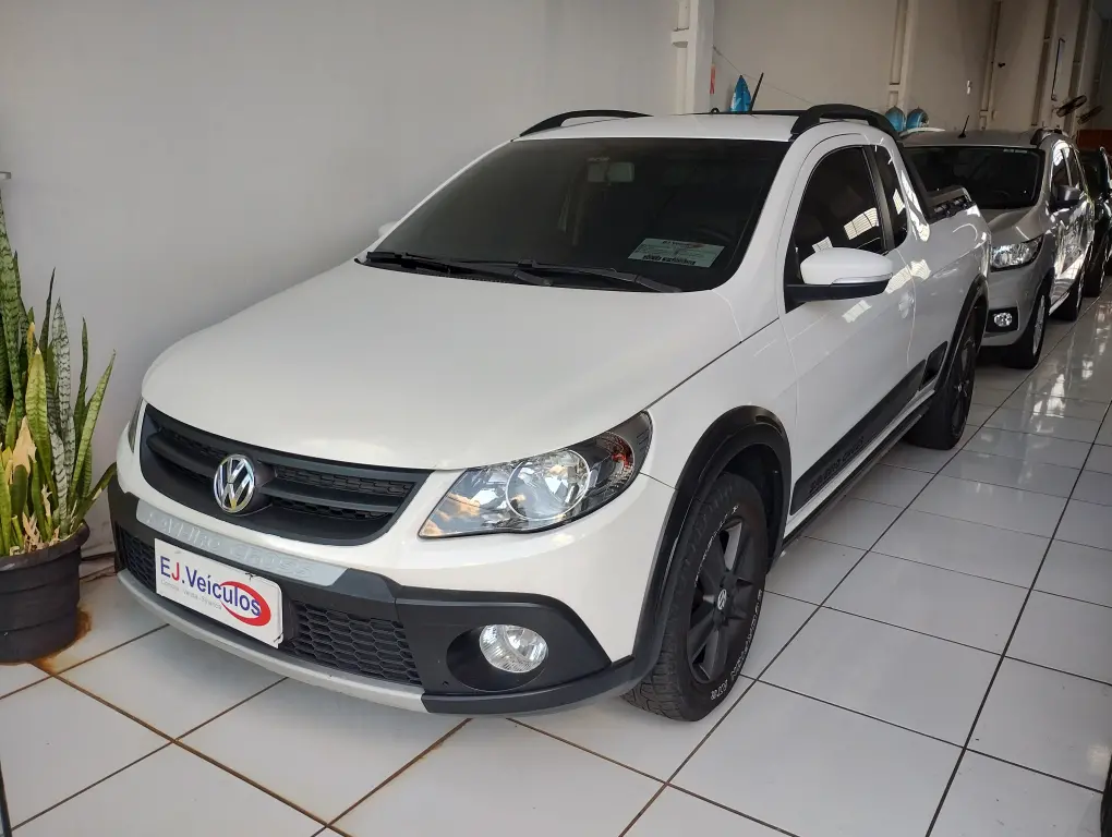 VOLKSWAGEN Saveiro - Foto