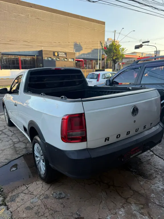 VOLKSWAGEN Saveiro - Foto
