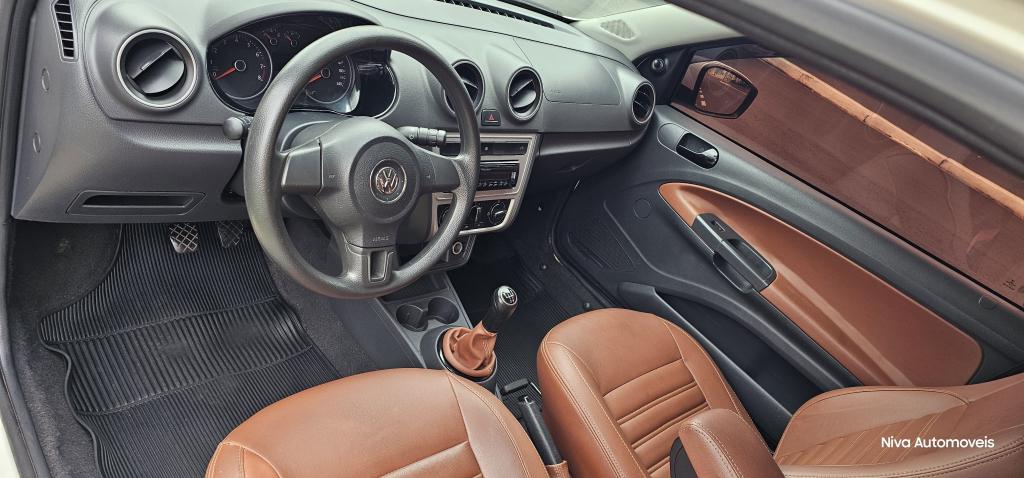 VOLKSWAGEN Saveiro - Foto